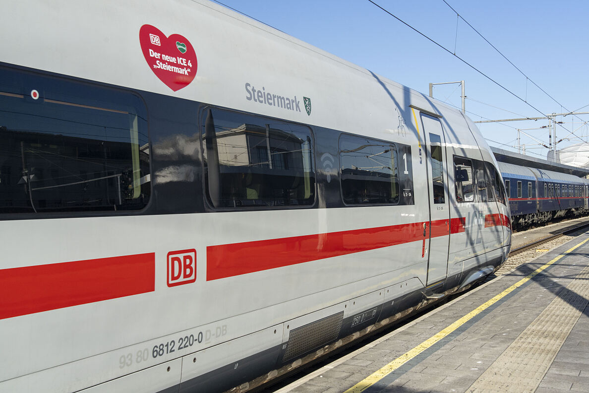 Zugtaufe ICE 4 STMK_c_OEBB_Zenz