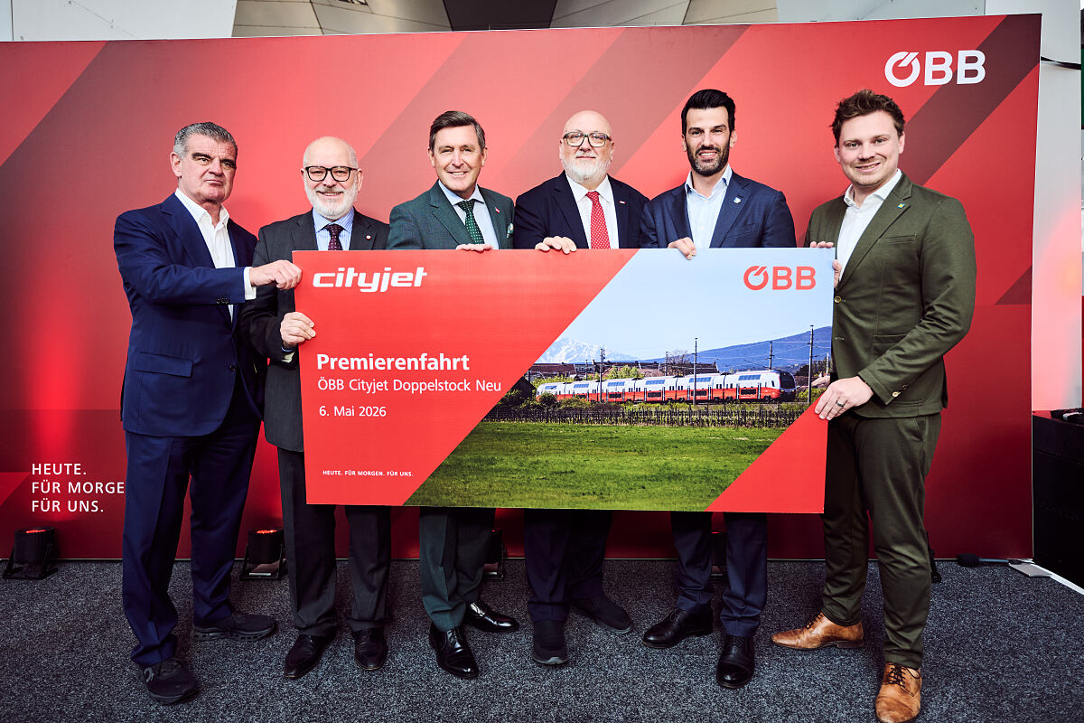 Cityjet Dosto_Spuhler_Al-Rawi_Hanke_Matthae_Landbauer_Krumboeck_c_OEBB_Marek Knopp