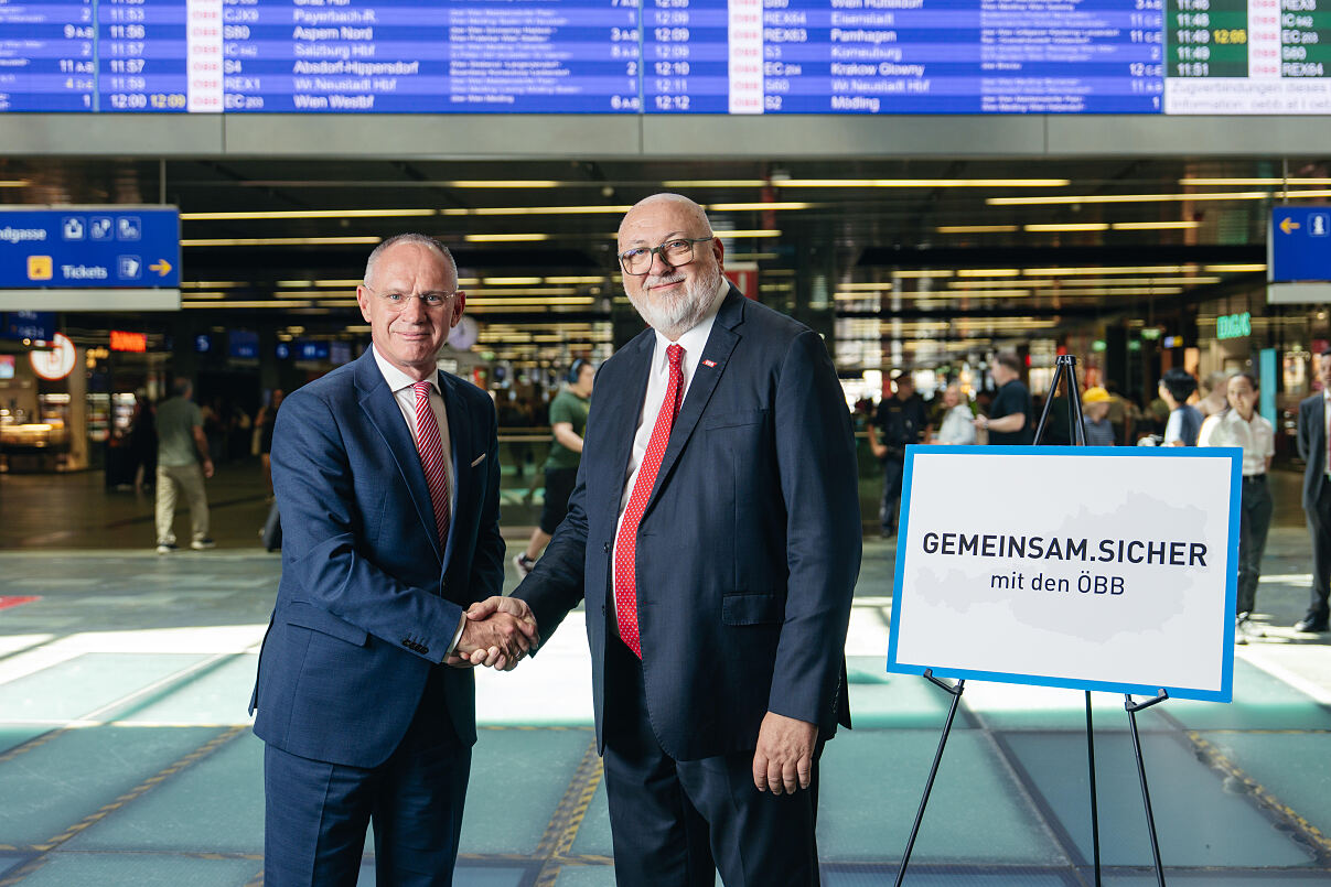 Unterzeichnung der Kooperationsvereinbarung_c_OEBB_Leonte