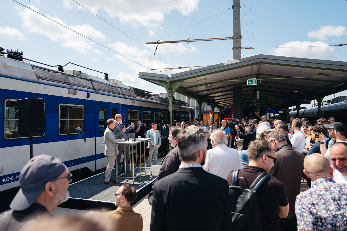 4020-3_c_OEBB_Leonte