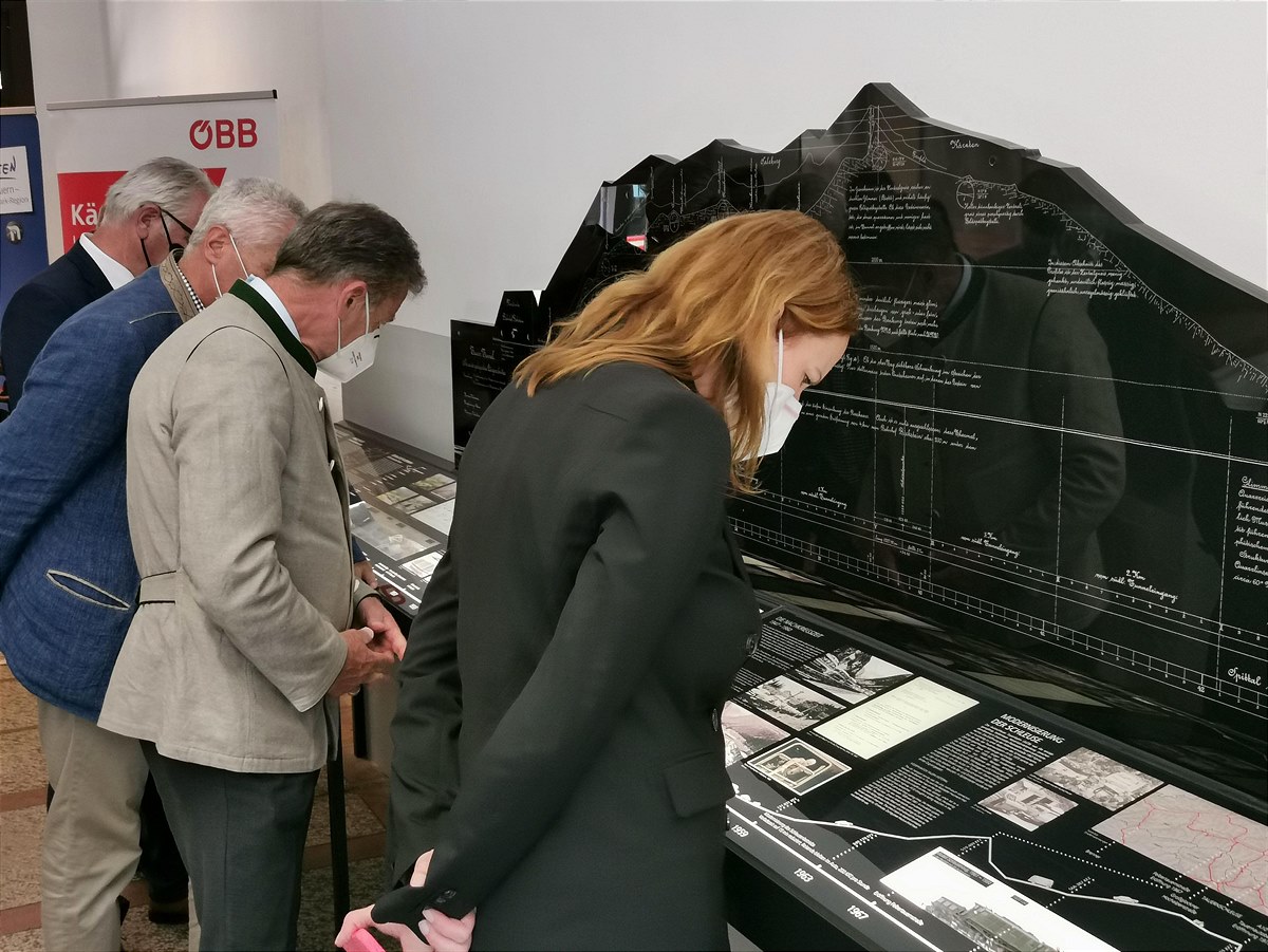 20210709_Autoschleuse_Ausstellungc-OeBB
