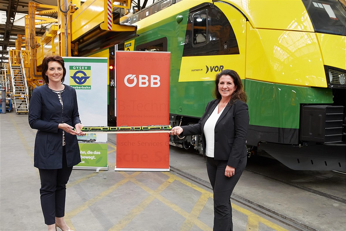 20210517_Hana-Dellemann-(Generaldirektorin-Stv-Raaberbahn-AG)-u-Sandra-Gott-Karlbauer-(Geschaeftsfuehrerin-OeBB-Technische-Services-GmbH)_c-OeBB-Scheiblecker_klein