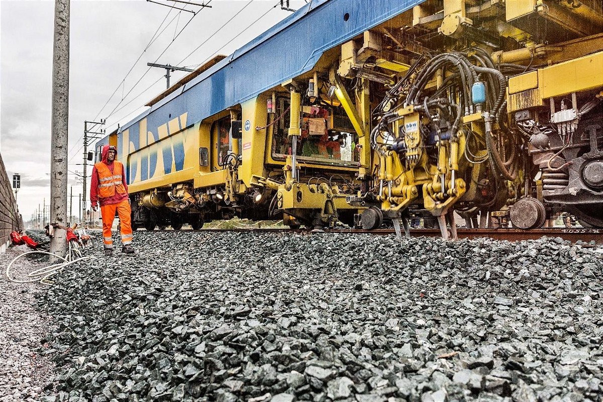 20210514_Stopfmaschine-c-OeBB-Haemmerle