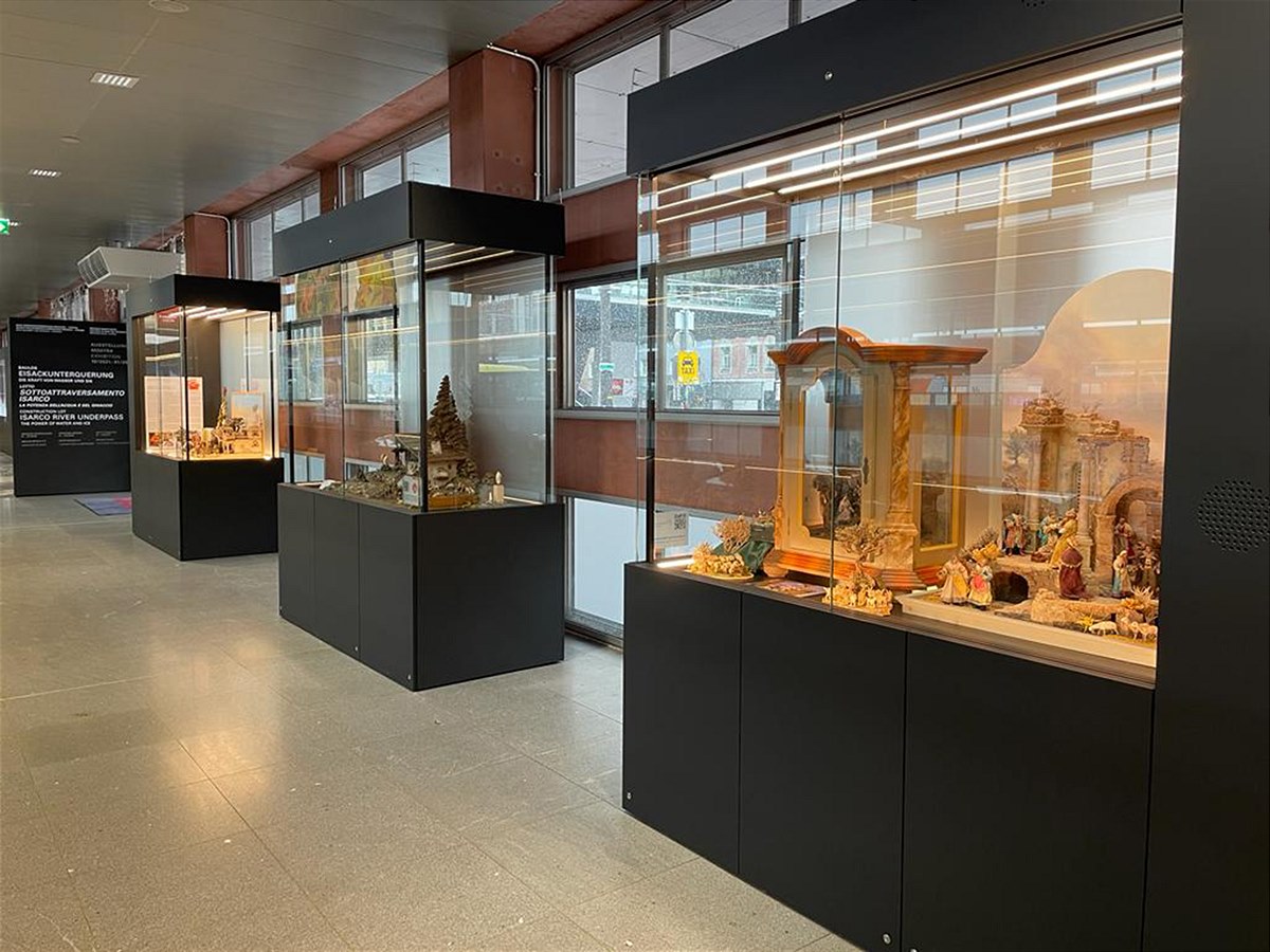 Krippenausstellung am Innsbrucker Hauptbahnhof