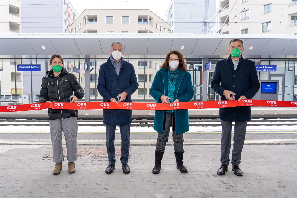 Eröffnung Haltestelle Innsbruck Messe
