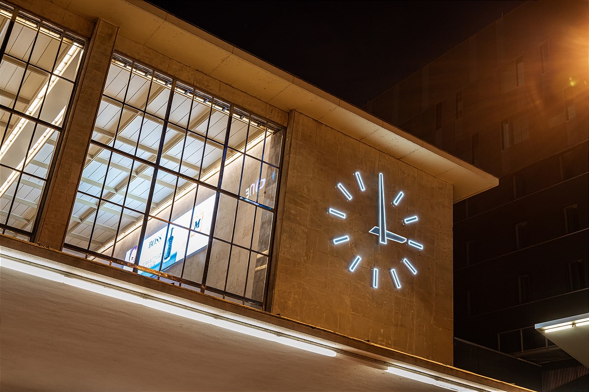 ÖBB_Bahnhofsuhr Westbahnhof 03.00_©ÖBB-Michael Fritscher