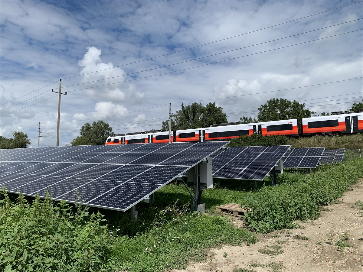 PV-Anlage Freifläche Kottingneusiedl (Bahnstrom)_(c) ÖBB Thomas Köck