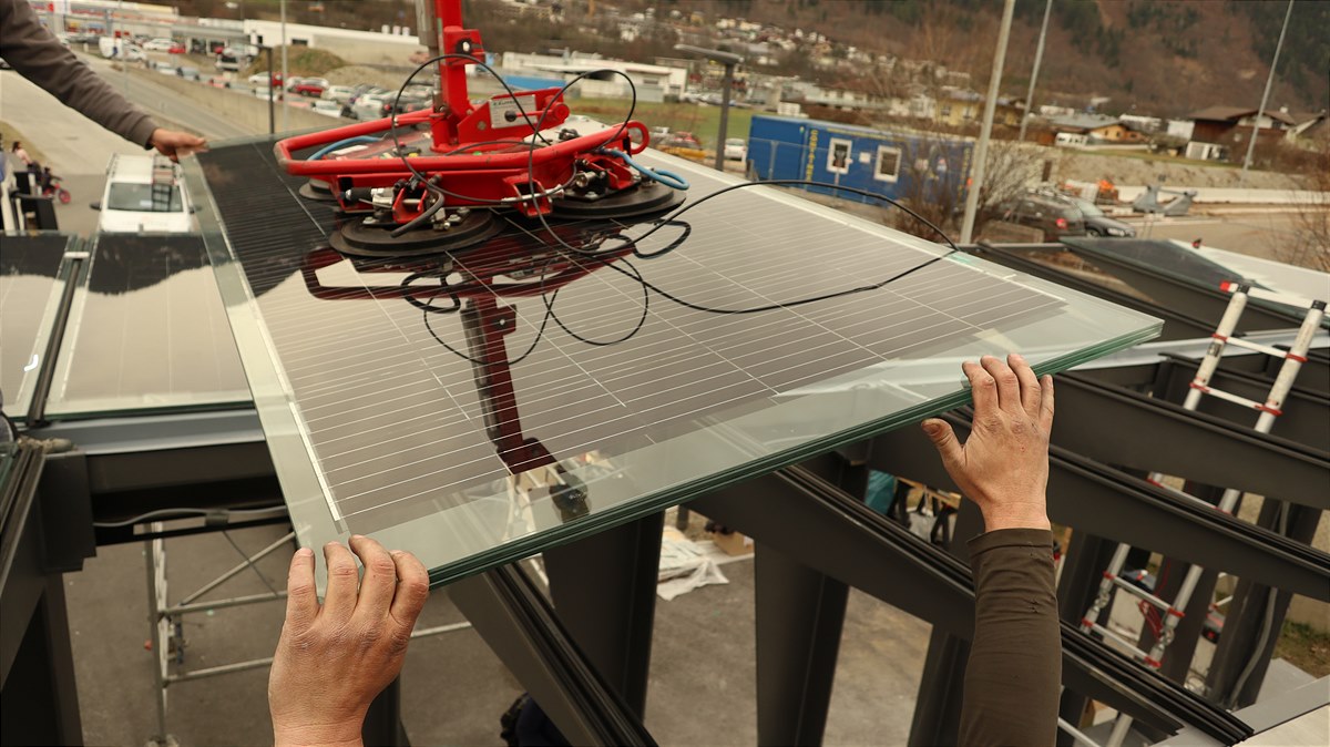Bike and Ride mit Photovoltaik am Bahnhof Schwaz