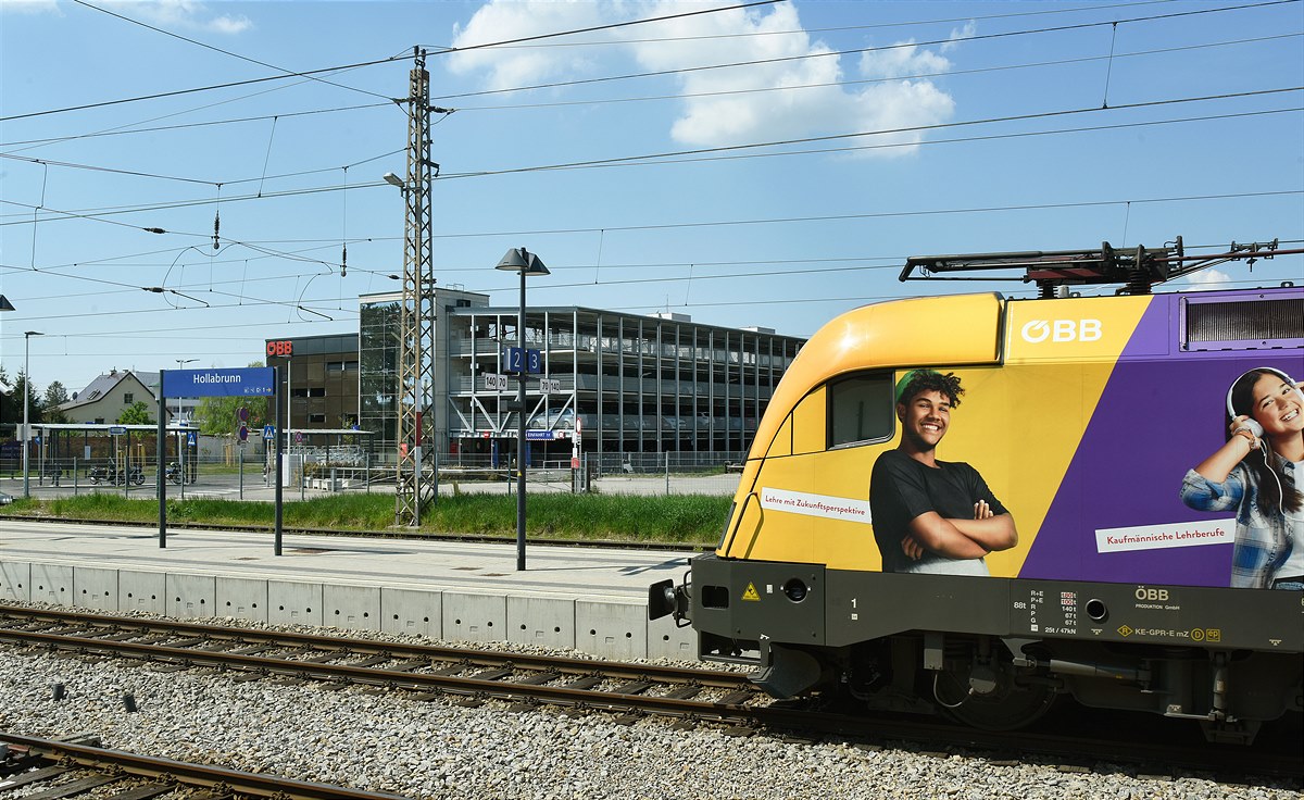 ÖBB_Infra_Parkhaus_Bhf_Hollabrunn_4 © ÖBB, Robert Deopito