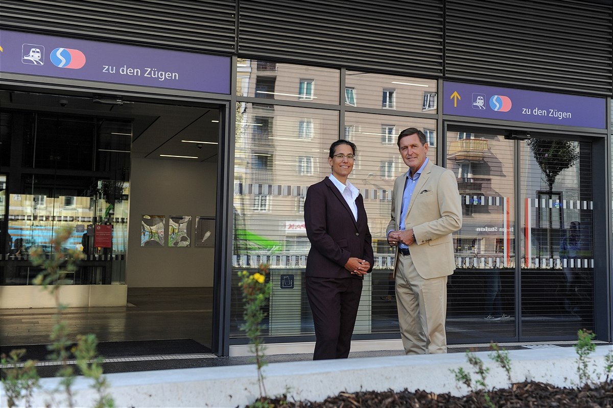 ÖBB Matzleinsdorfer Platz - Eröffnung Vorplatz