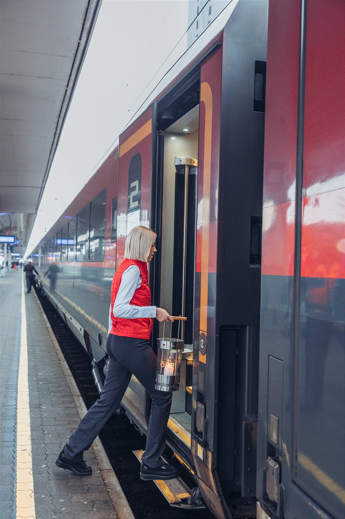 2022-12-21_ÖBB-Friedenslicht 1