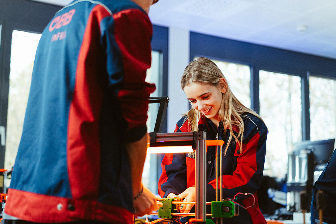ÖBB Lehrling in Ausbildung