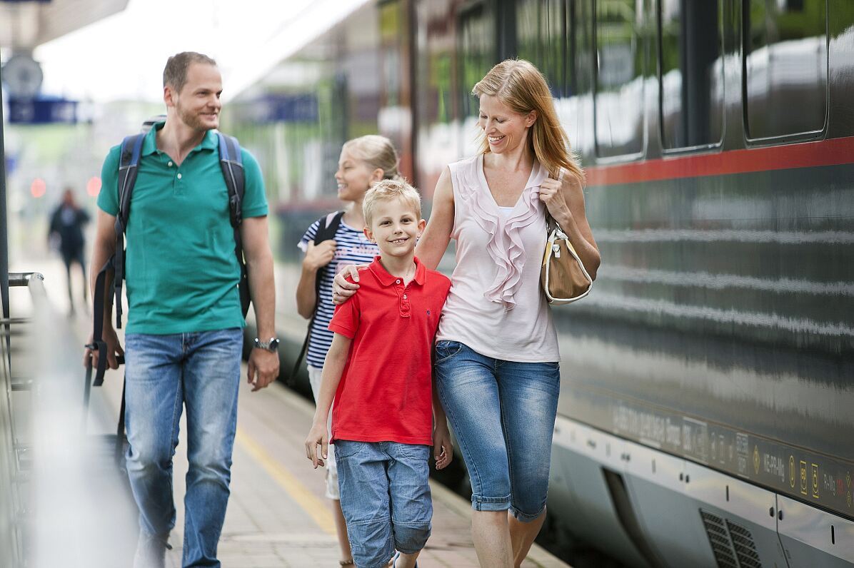 Zusätzliche Sitzplätze rund um den Staatsfeiertag © ÖBB | Harald Eisenberger