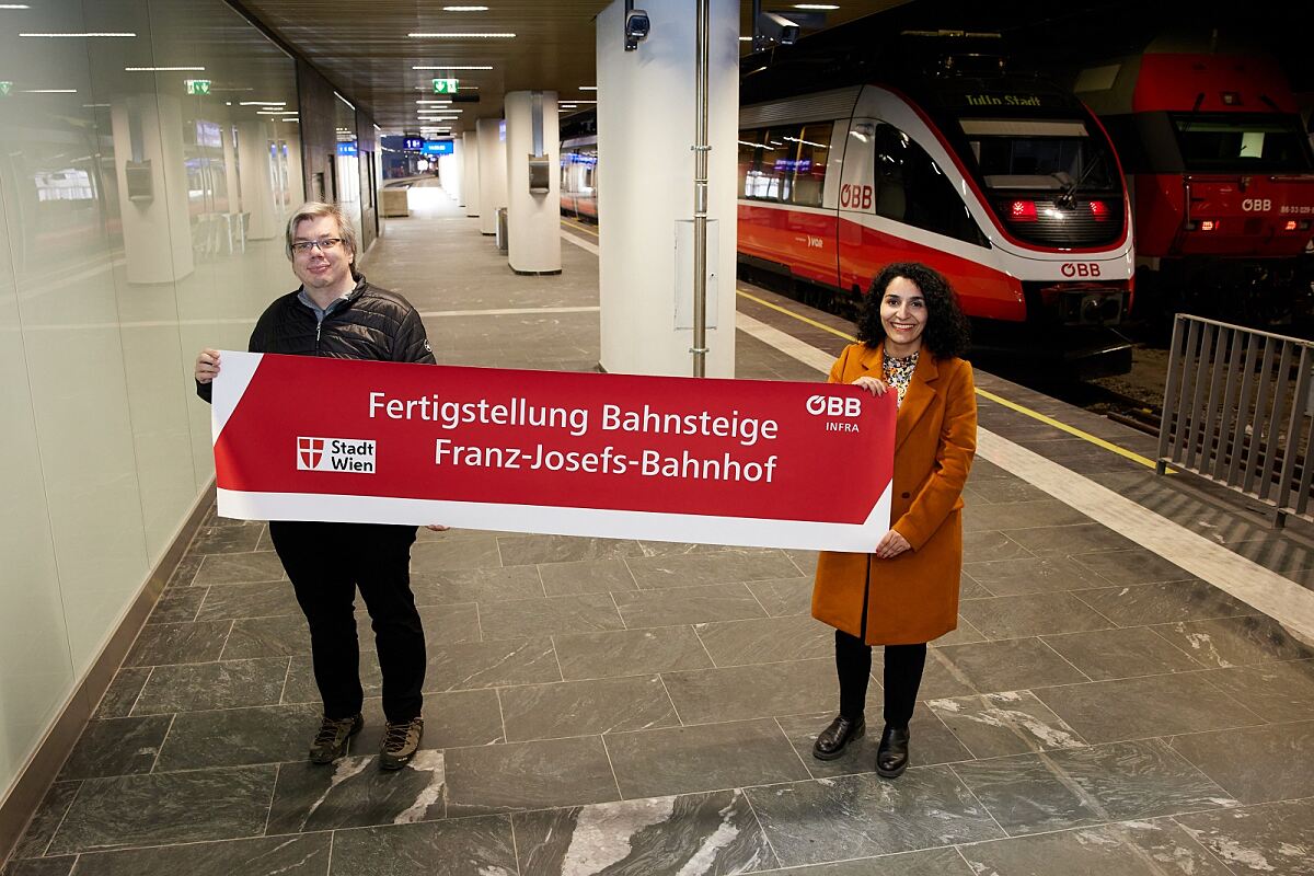 Franz-Josefs-Bahnhof Eröffnung Bahnsteige