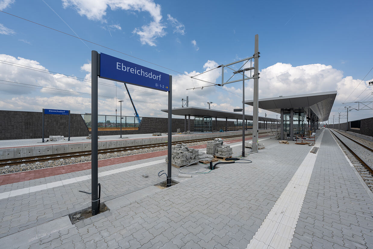 Errichtung Bahnhof Ebreichsdorf im Finale © ÖBB, studiobaff.com