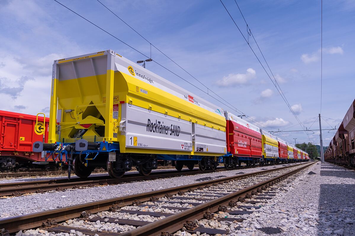 Neue RockTainer Sand für Rohrdorfer 1