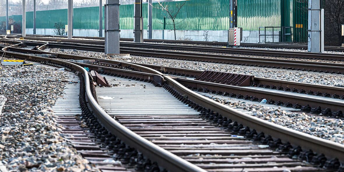 Leere Schienen_Weichen (c) oebb_Michael Fritscher