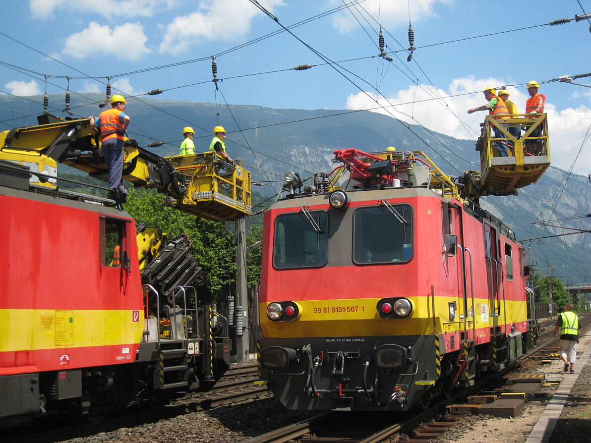 Oberleitungsarbeiten_Motorturmwagen