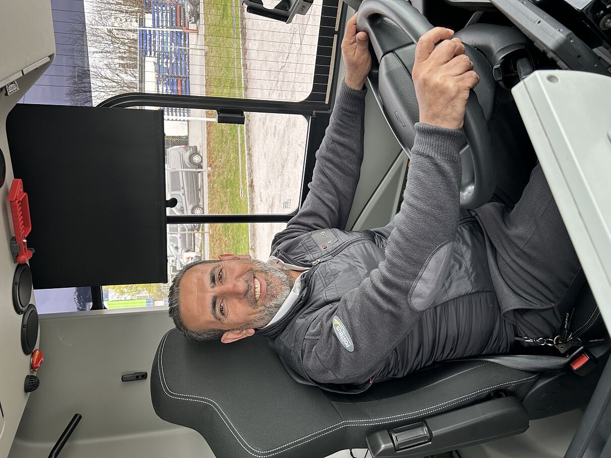 Postbuslenker Zinar Jakup