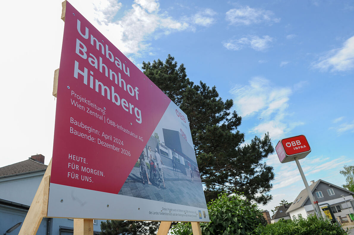 Spatenstich Umbau Bahnhof Himberg