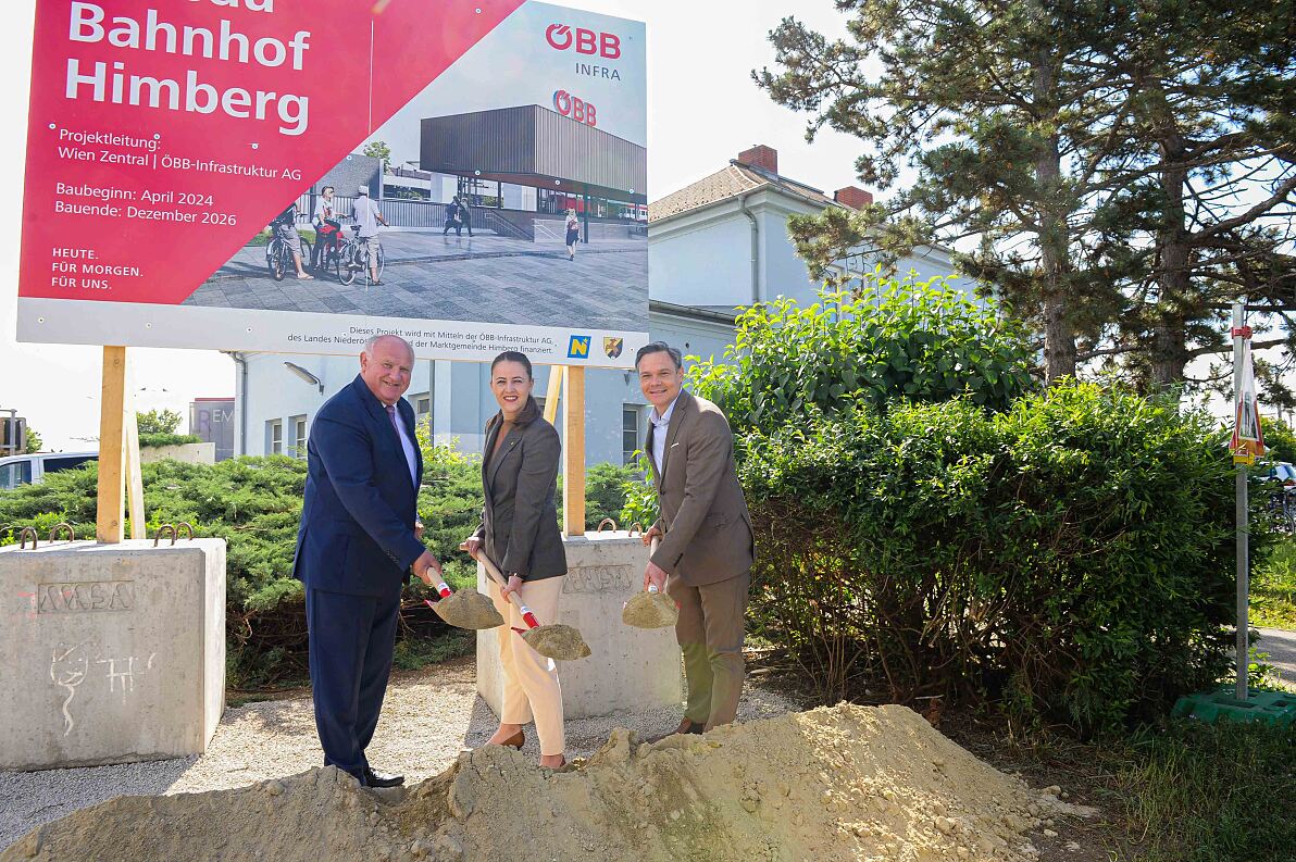 Spatenstich Umbau Bahnhof Himberg