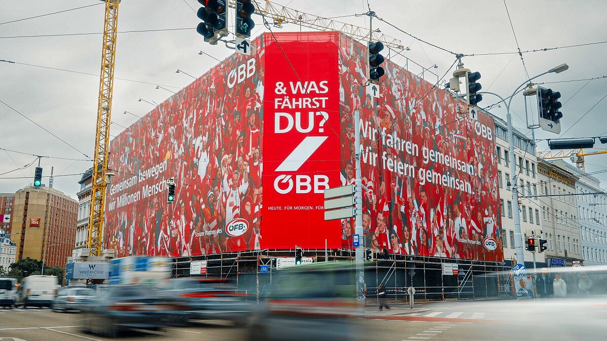 XXL Werbeplakat Westbahnhof