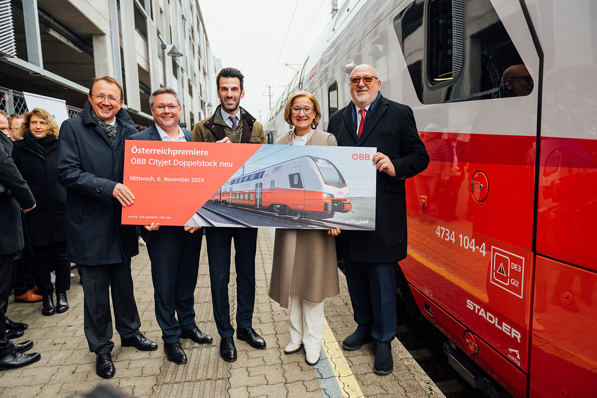 St. Pölten: Österreichpremiere ÖBB Cityjet Doppelstock neu