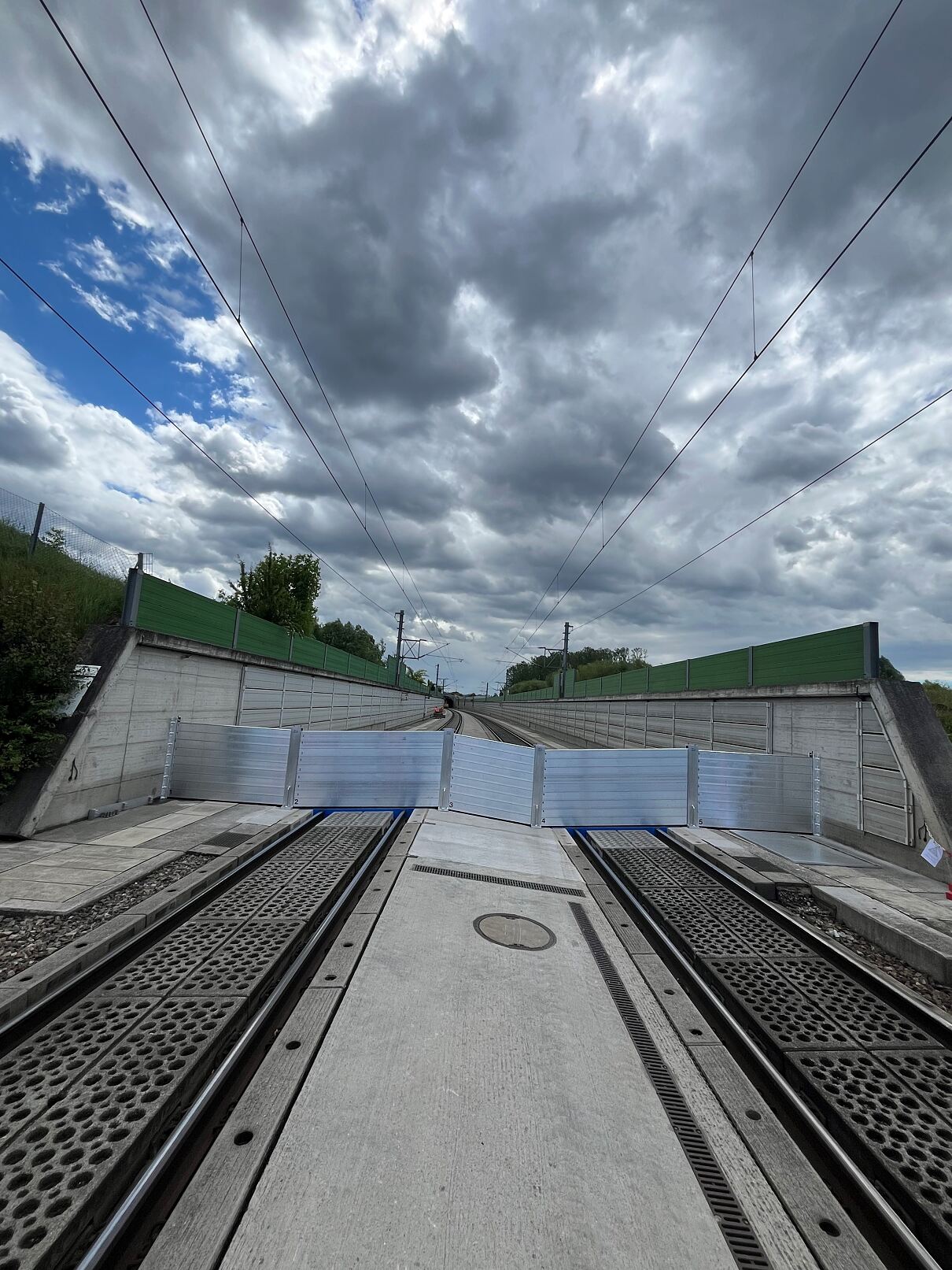 Mobiler Hochwasserschutz Atzenbrugger Tunnel 