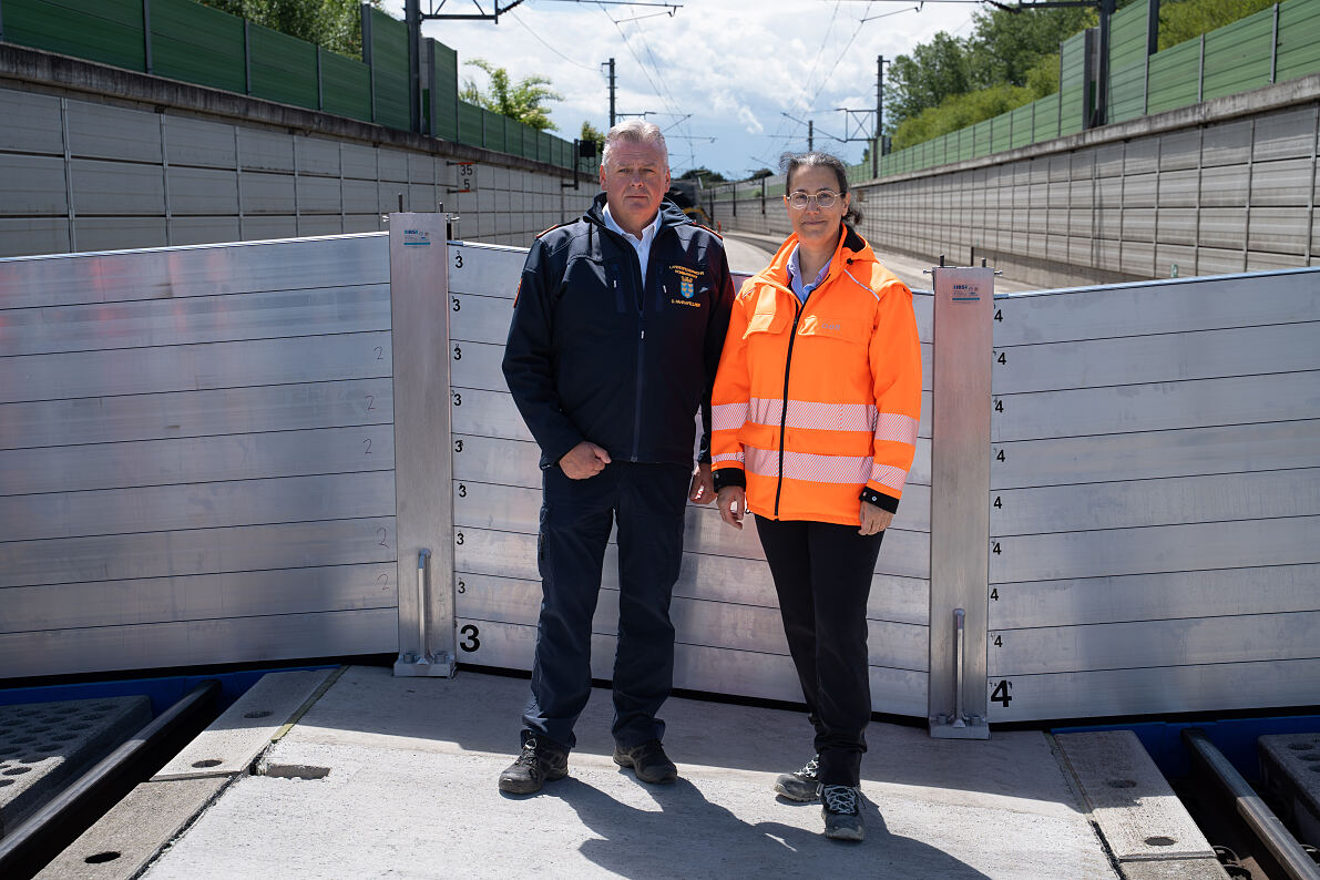 Mobiler Hochwasserschutz Atzenbrugger Tunnel 