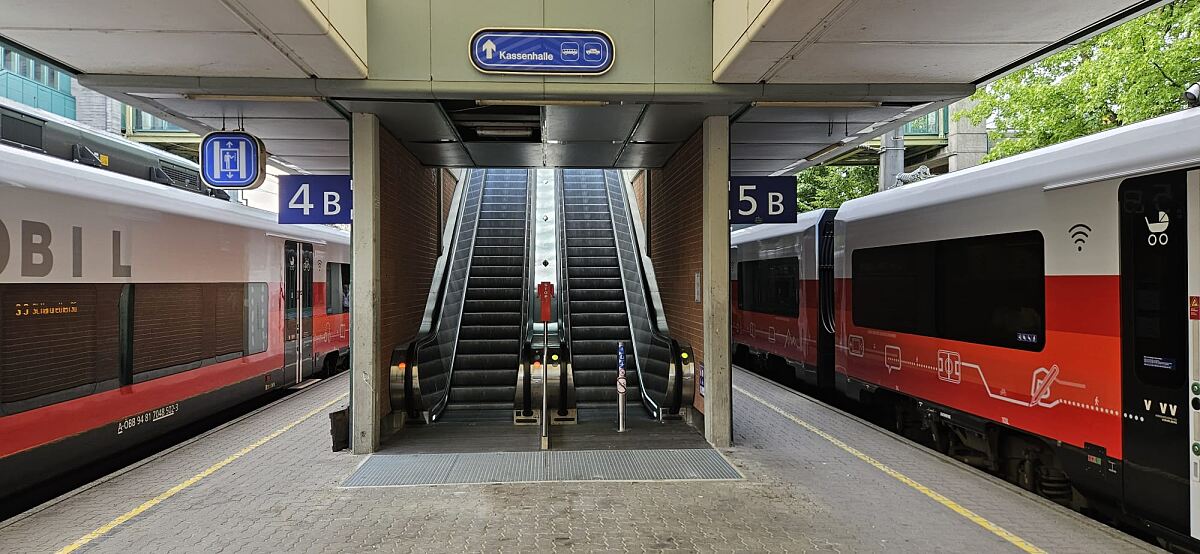 Alle neuen Rolltreppen am Bahnhof Bregenz in Betrieb