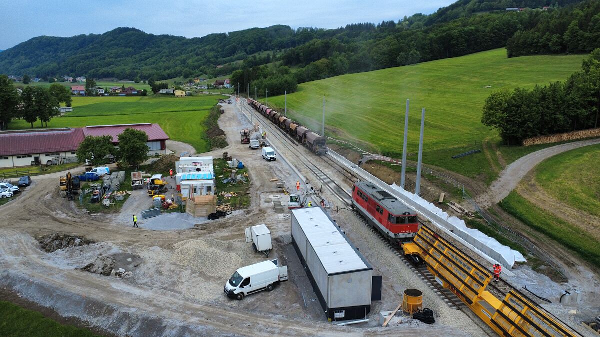 20250828_Traisentalbahn_Gleisfeld
