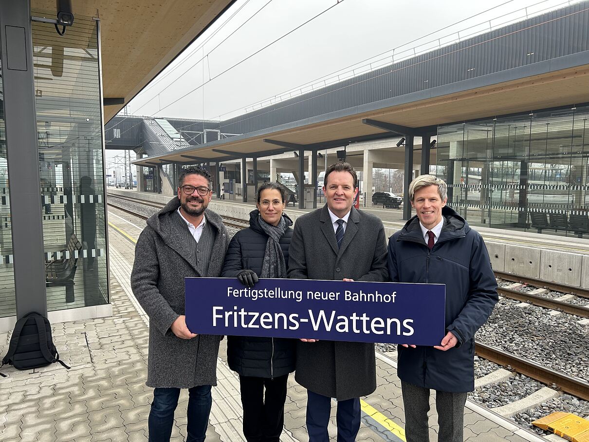 Fertigstellung Bahnhof Fritzens-Wattens