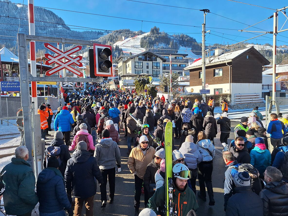 Kitzbühel-Hahnenkamm, Hauptbahnhof des alpinen Skirennsports 